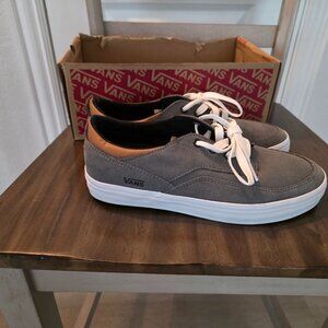 Vans Tennis Shoes